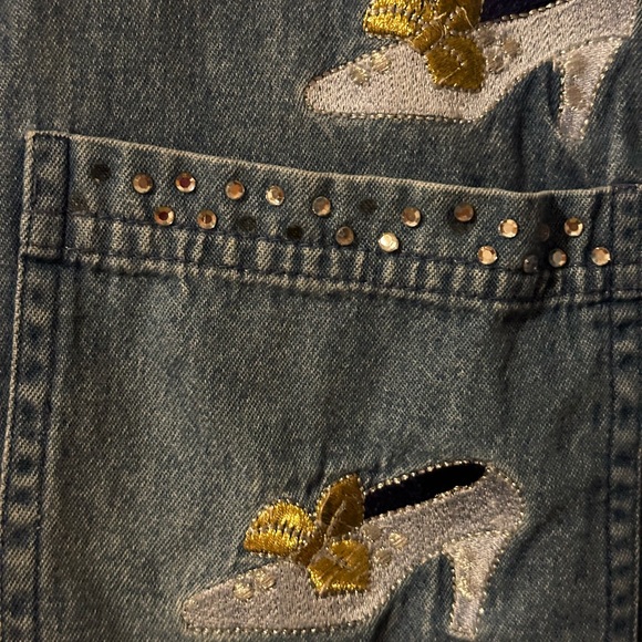 Keren Hart Denim embroidered Button up Long sleeve embroidered shoe design - Picture 11 of 11